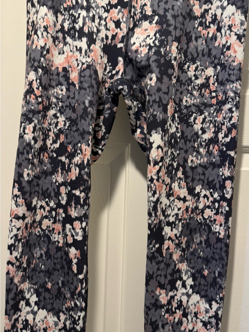 RBX Women’s Floral-Pattern Leggings in Navy, Pink and White